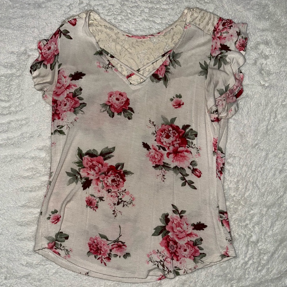 Floral shirt with lace back
